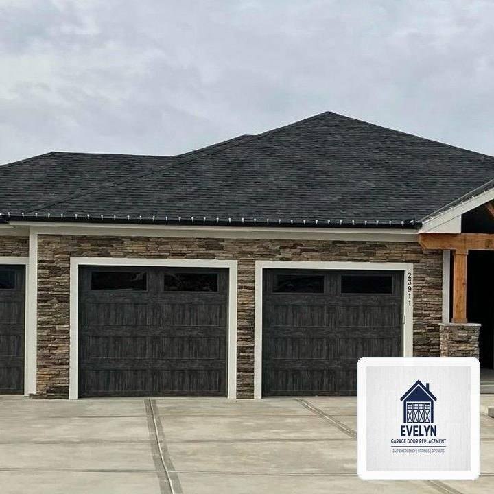 Evelyn Garage Door Replacement Dispatch in Randolph (Holbrook Area): Heavy-Duty EPDM Perimeter & Bottom Seal Weatherproofing - Randolph, MA